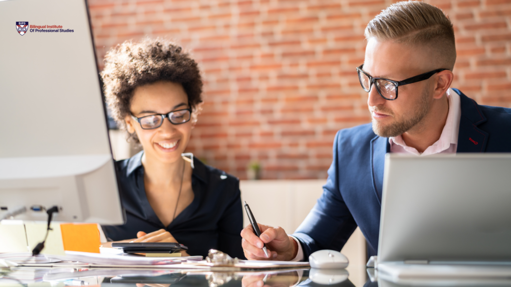Obtén tu certificación en preparación de impuestos en Texas con este curso en español 100% online. ¡Inscríbete hoy y empieza tu nueva carrera!